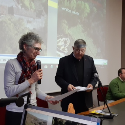 Présentation de l'Association par la Présidente (2)